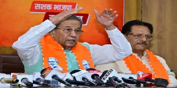 गहलोत पर तिवाड़ी का तंज: सोशल मीडिया पर कर रहे हताशा का इजहार