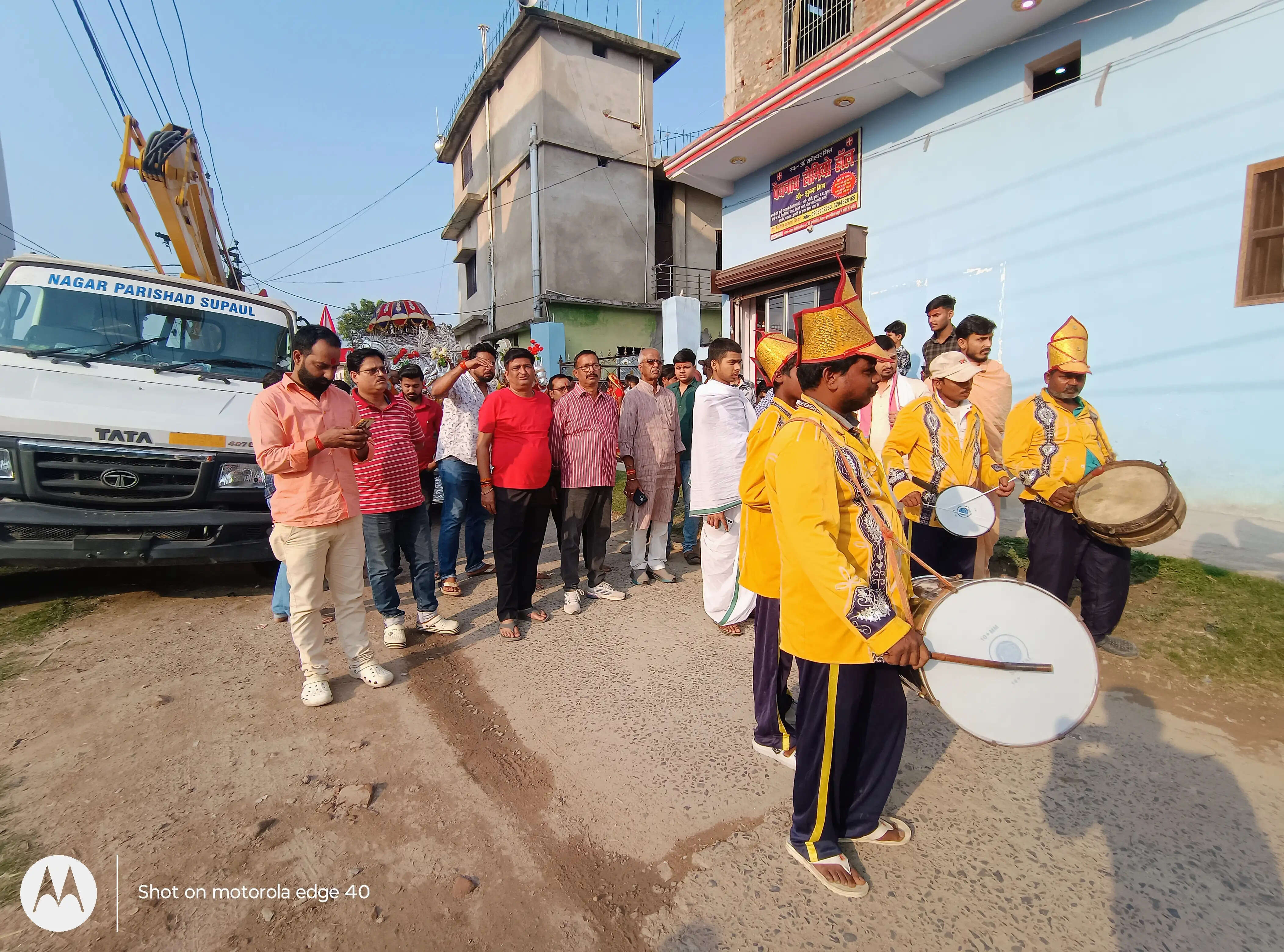 चैती दुर्गा पूजा पर सुपौल में नंदी बाबा की प्रतिमा स्थापना, भव्य शोभायात्रा में उमड़ा जनसैलाब