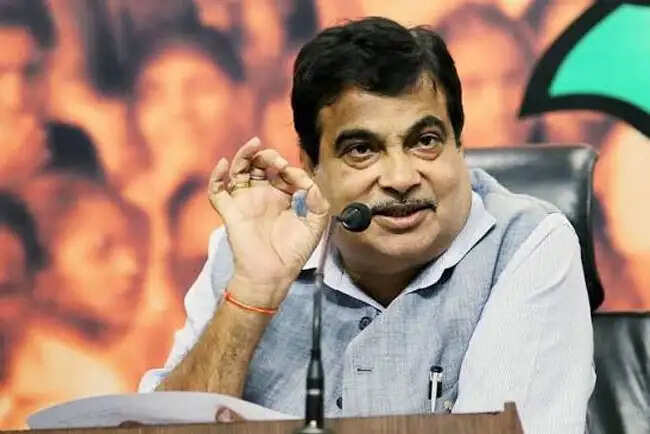पुणे में 60 हजार करोड़ रुपये के इंफ्रास्ट्रक्चर प्रोजेक्ट्स की योजना : नितिन गडकरी