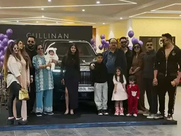 मध्‍य प्रदेश के इंदौर में आई 15 करोड़ की रोल्स-रॉयस कलिनन सीरीज की कार