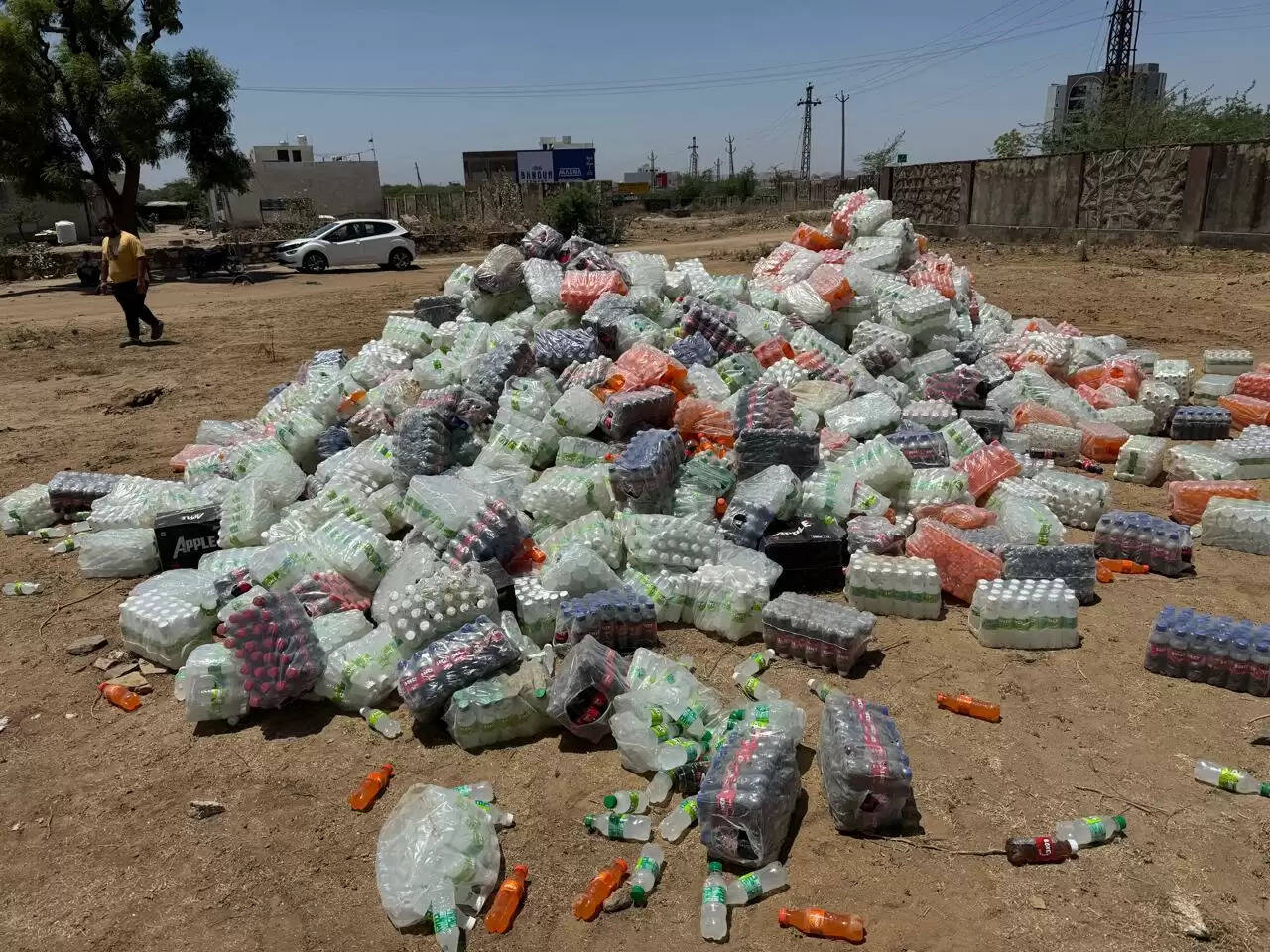 ब्यावर में शुद्ध आहार मिलावट पर वार अभियान: 7600 लीटर कोल्ड ड्रिंक नष्ट