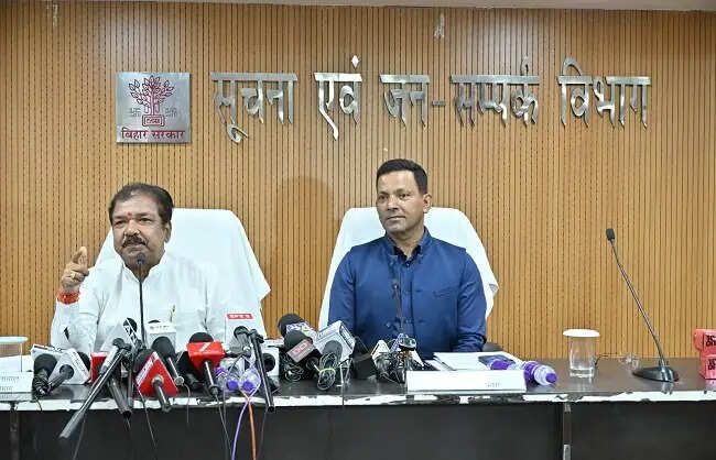 बिहार का औद्योगिक विकास निरंतर सशक्त गति के साथ आगे बढ़ रहा है : डॉ दिलीप जयसवाल