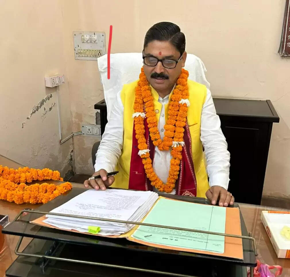 कैलाश पंत ने राज्य सलाहकार संविदा श्रम बोर्ड के अध्यक्ष का संभाला कार्यभार