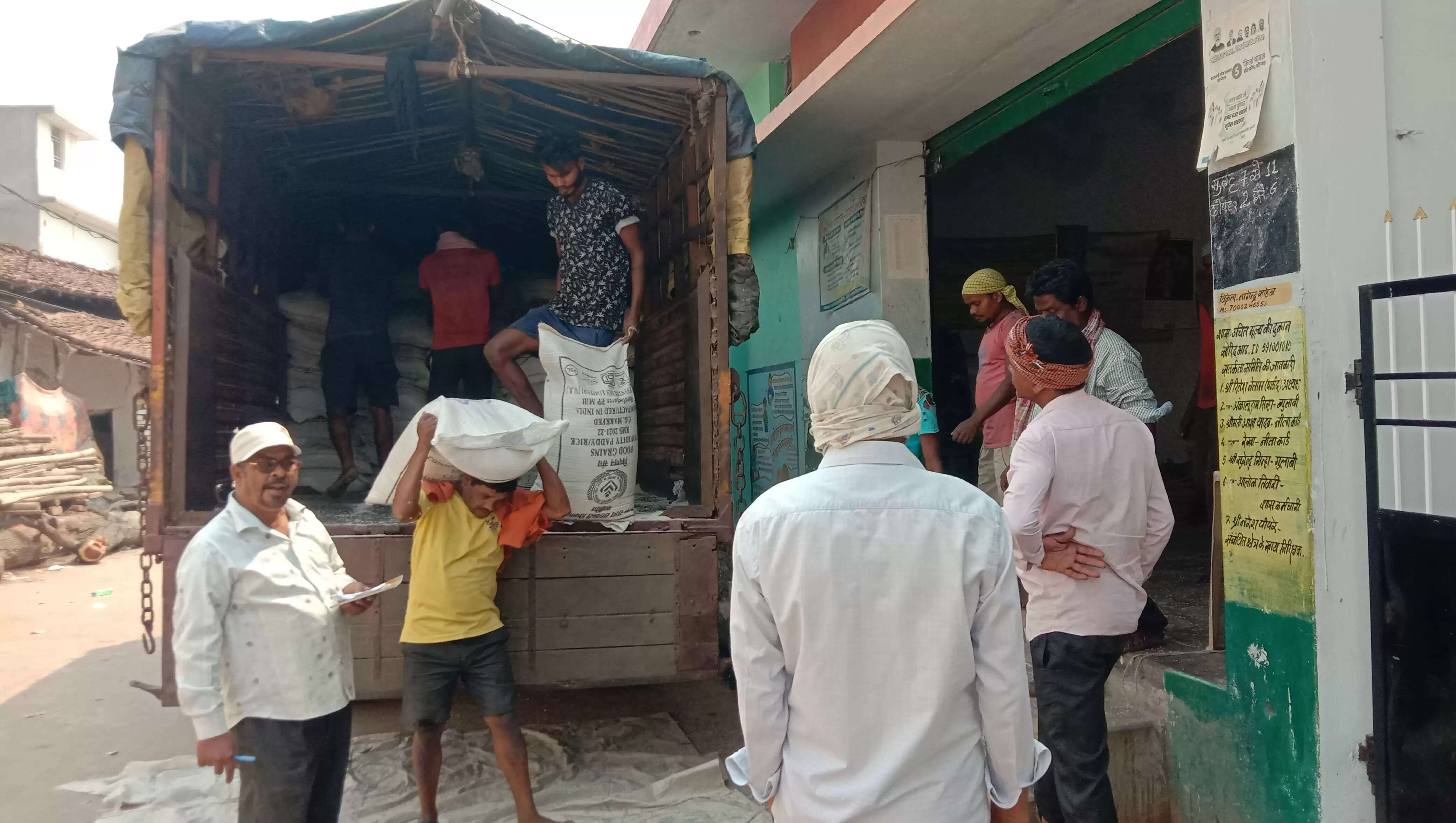 राशन दुकानों में अब बायोमेट्रिक प्रमाणीकरण से ही मिलेगा राशन