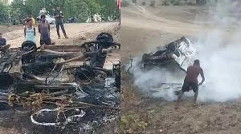 बालाघाट में पेड़ से टकराने के बाद एम्बुलेंस में लगी आग,&nbsp;ड्राइवर की जलकर मौत