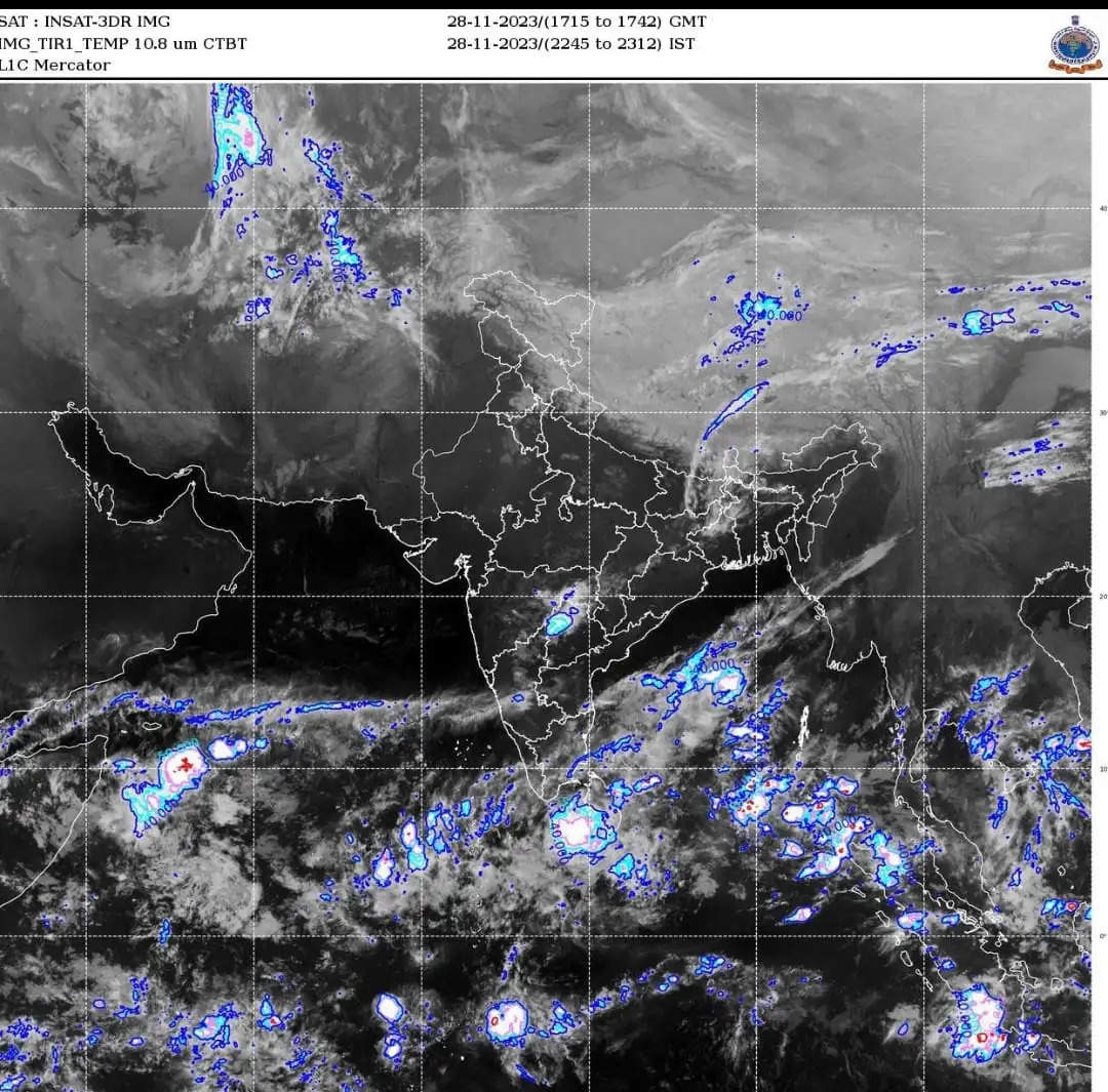 दक्षिण अंडमान सागर पर बना निम्र दबाव, कई तटीय क्षेत्रों में हो सकती है बारिश