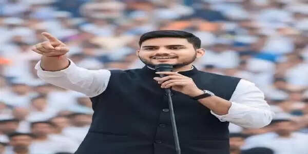 हेमंत सरकार सभी मोर्चों पर विफल, जनता के साथ हुआ विश्वासघात : आजसू