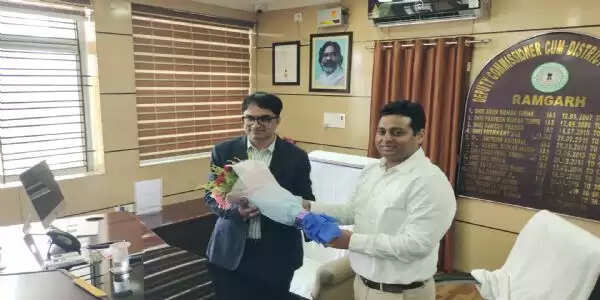 रामगढ़ के 14 वें डीसी के रूप में फैज अक अहमद मुमताज ने ग्रहण किया प्रभार