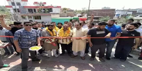विधायक ने नवनिर्मित गली का उद्घाटन किया