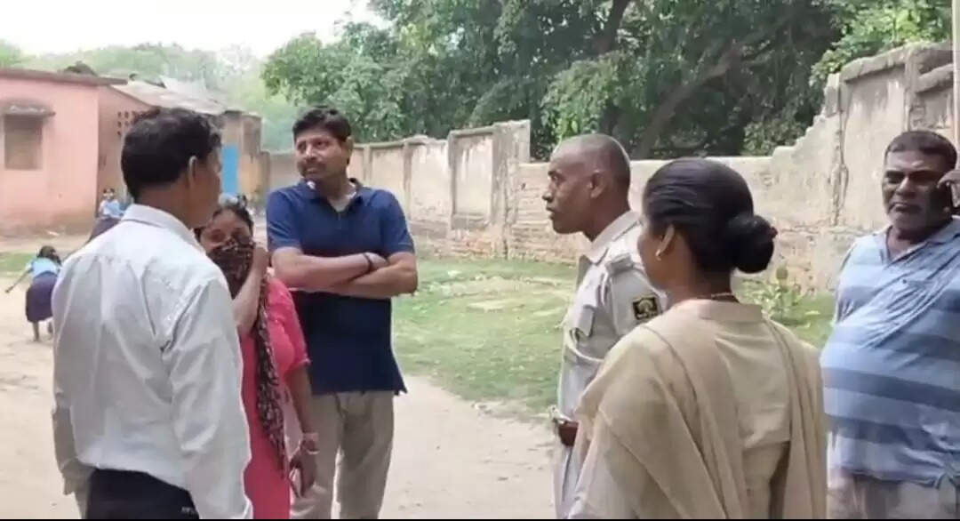 नौकरी दिलाने के नाम पर युवती से ठगी