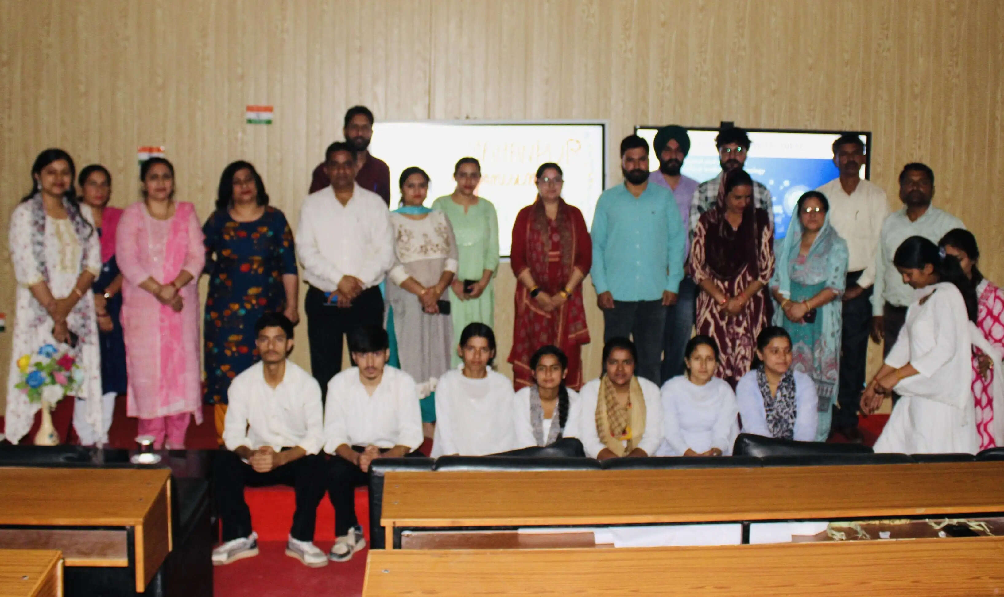 साधना सप्ताह के तहत जीडीसी महानपुर में एआई पर व्याख्यान, छात्रों को नई तकनीक से जोड़ा