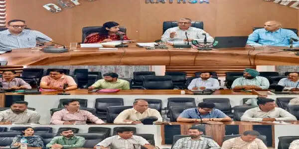 कठुआ में ईद-उल-अजहा की तैयारियों का जायजा, डीसी ने दिए पुख्ता इंतजाम के निर्देश