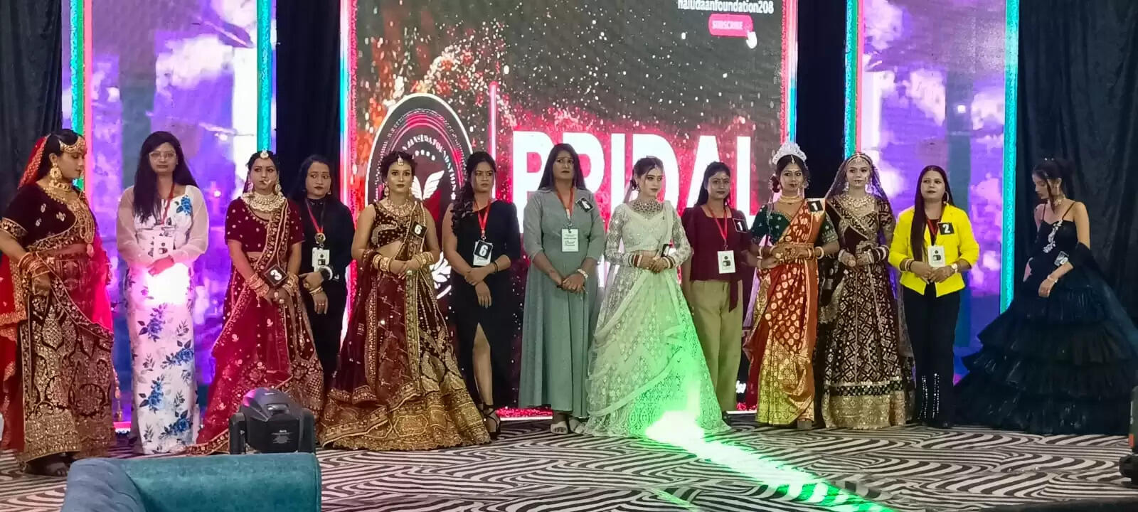 धमतरी:फैशन शो में महिलाओं ने दिखाई अपनी प्रतिभा