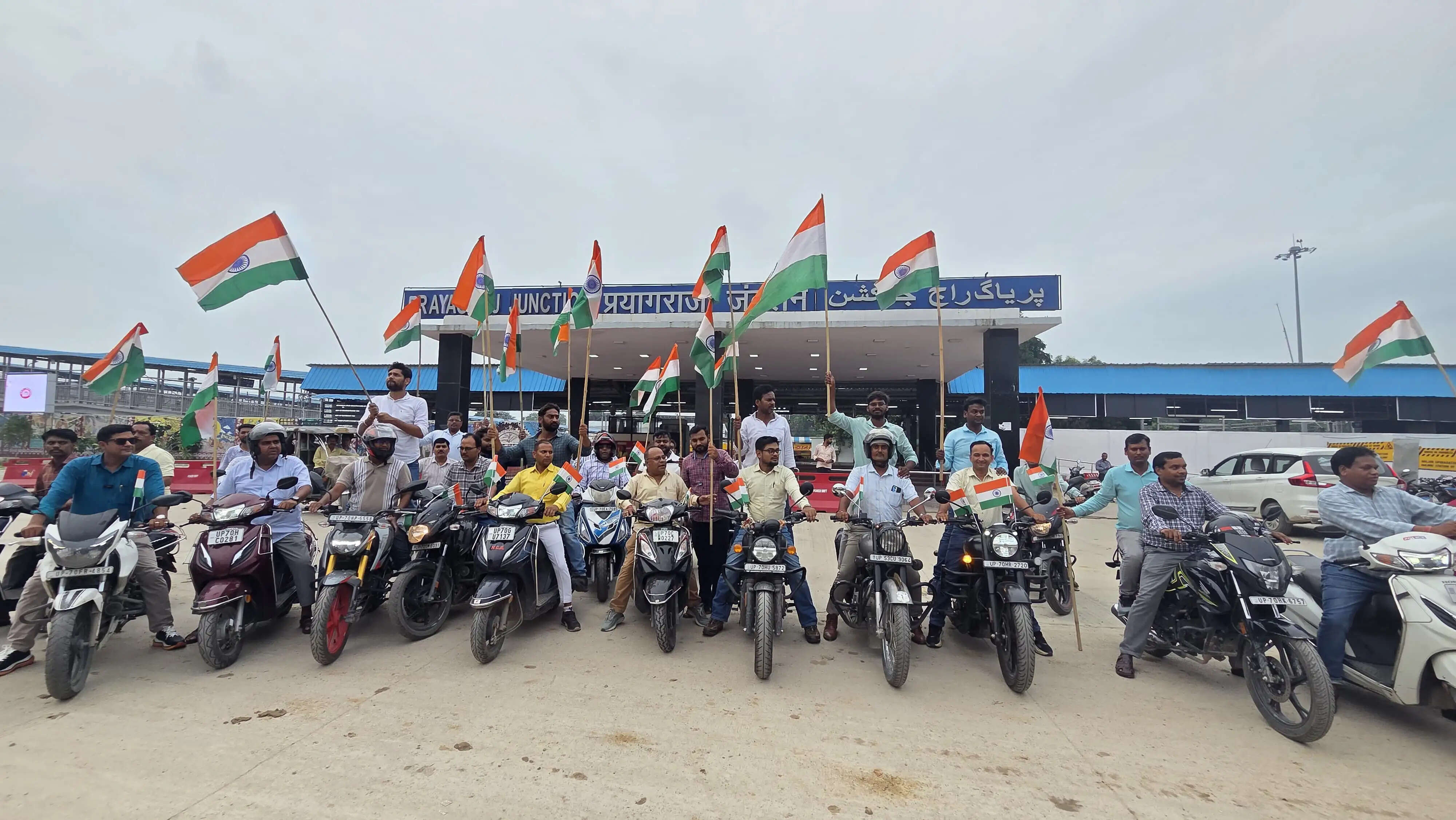 तिरंगे के प्रति सम्मान और देशभक्ति को जन-जन तक पहुंचाने के लिए चल रहा ‘हर घर तिरंगा’ अभियान : उमरे