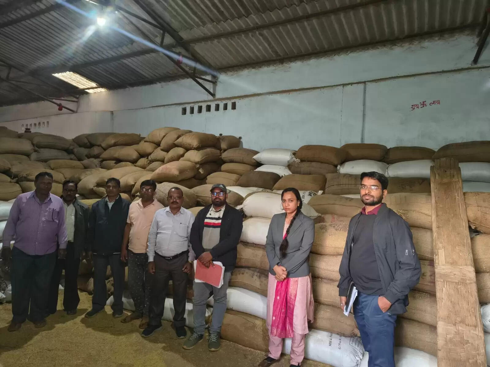 बोरई में अवैध धान खरीदी का राजफाश, 225.20 क्विंटल धान जब्त