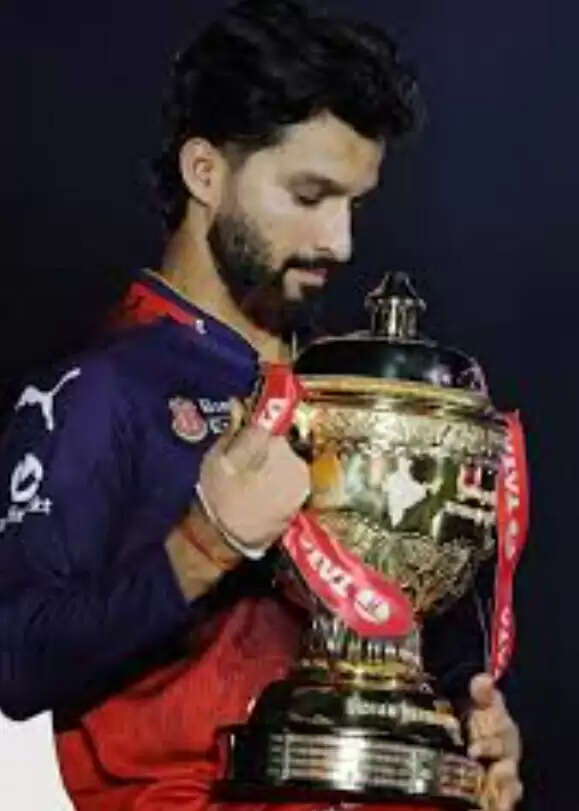 आईपीएल 2025 जीत के बाद आरसीबी कप्तान रजत पाटीदार ने कहा-विराट कोहली और फैंस इस ट्रॉफी के सबसे बड़े हकदार