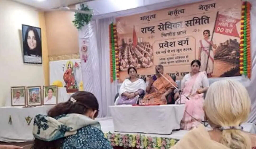 मंदिरों को संस्कार सेवा केंद्र बनाया जाए— शांता कुमारी