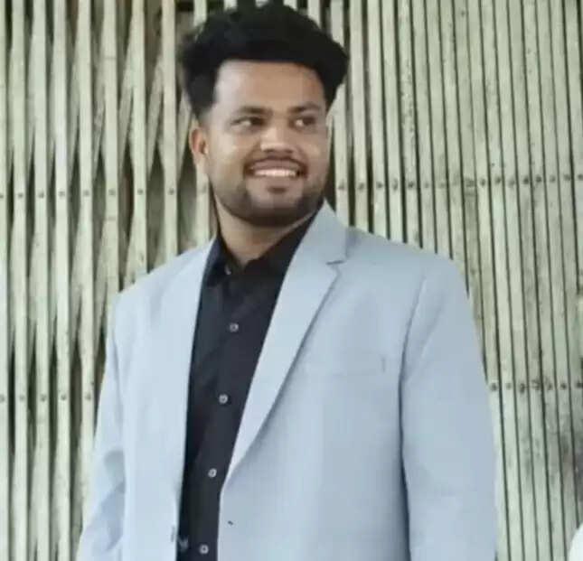 छात्र की मौत पर बीएचयू साउथ कैंपस में उबाल, छात्रों का प्रदर्शन जारी