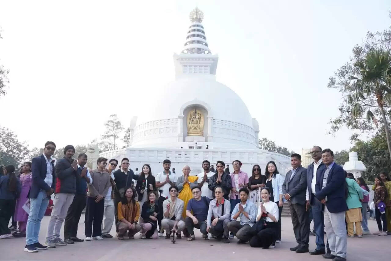 नालंदा जिले के पयर्टक स्थल राजगीर में 18 विदेशी सोशल मीडिया इंफ्लुएंसर क्रिएटर दल का आगमन