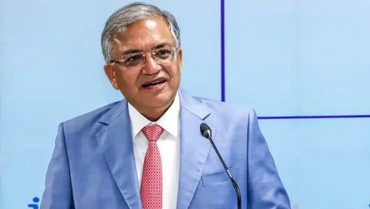 मुख्य चुनाव आयुक्त ज्ञानेश कुमार तीन दिवसीय यात्रा पर भूटान पहुंचे