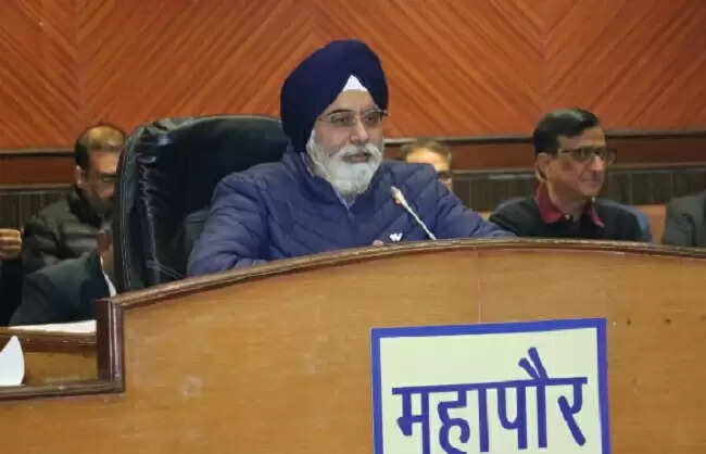 नगर निगम ने आतिशी के विरोध में निंदा प्रस्ताव किया पारित