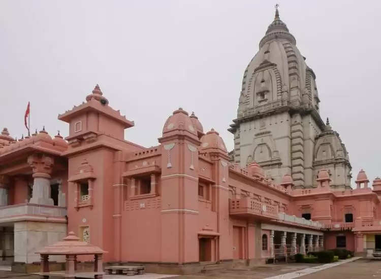 बीएचयू विश्वनाथ मंदिर में दिव्यांगों के दर्शन के लिए व्हील चेयर की व्यवस्था