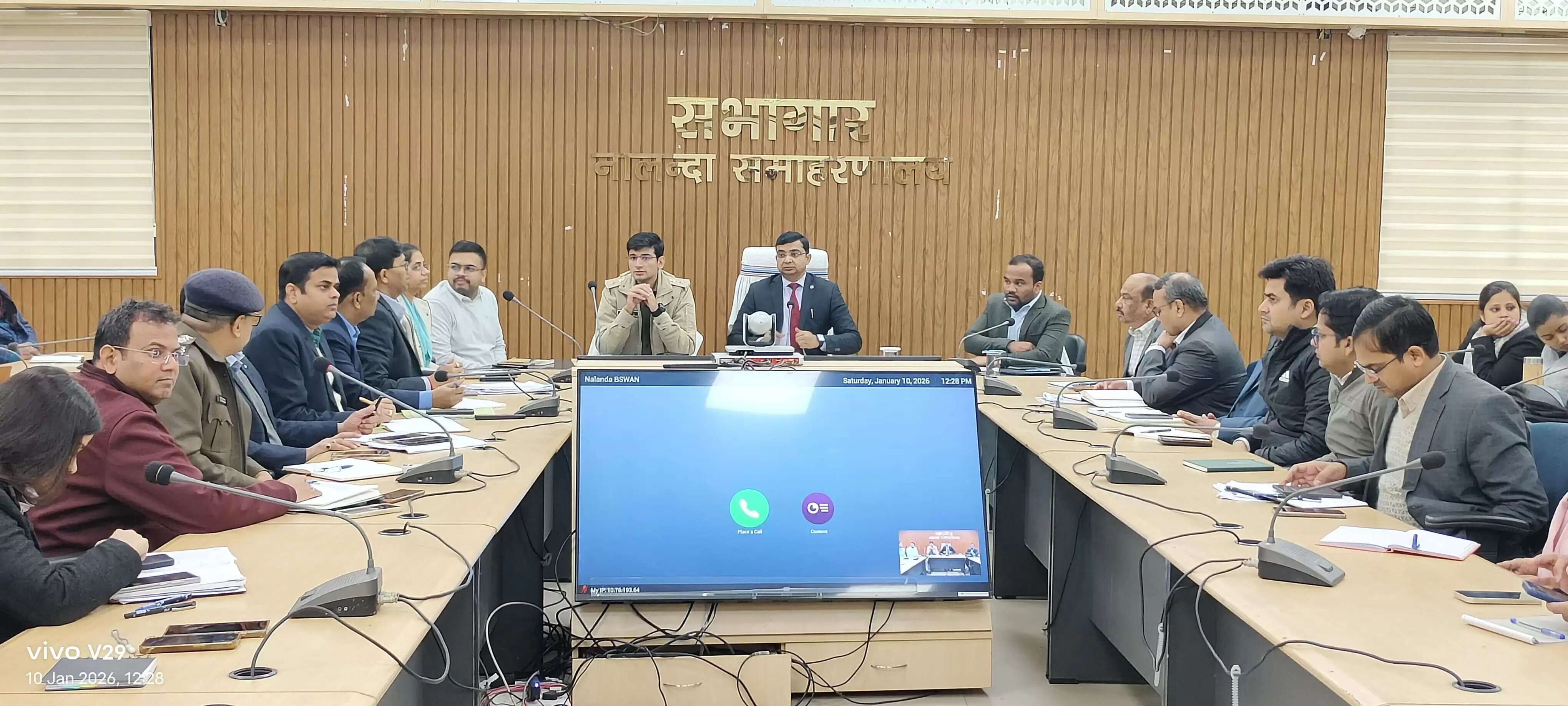 नालंदा जिले के पयर्टक स्थल राजगीर में आयोजित मकर मेला व मलमास मेला का डीएम ने किया समीक्षा