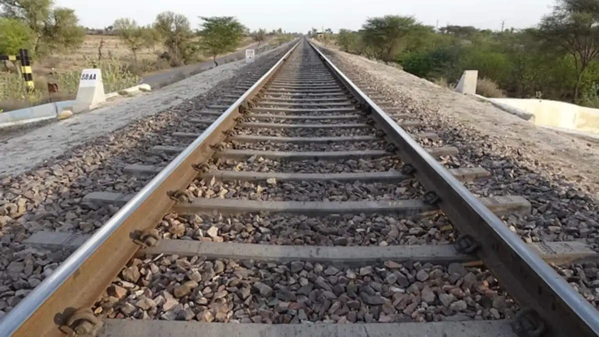 राईका बाग-जैसलमेर रेलखंड पर 713 करोड़ से बदलेगी 291 किलाेमीटर लंबी रेल पटरी