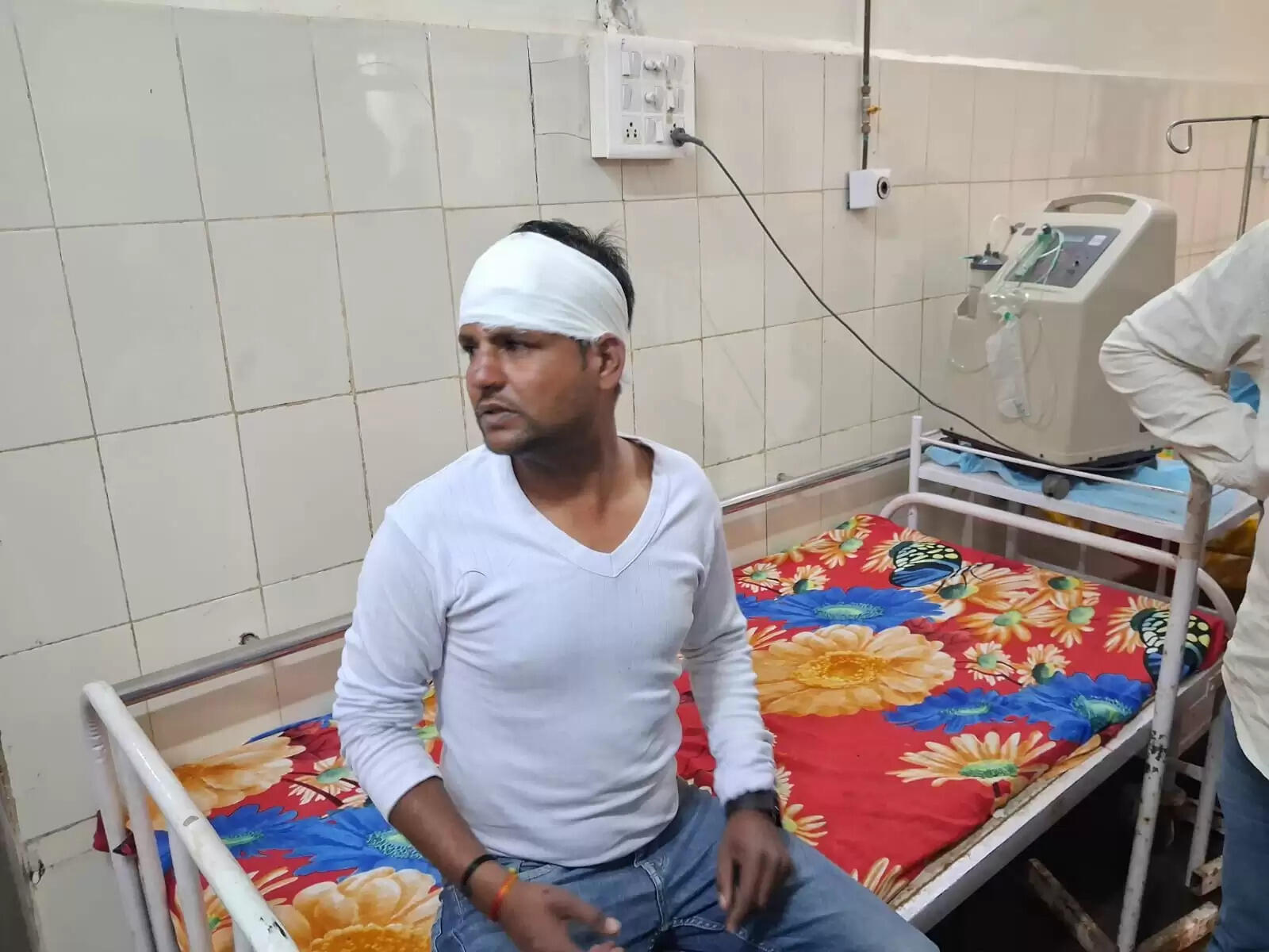 (अपडेट) अशोकनगर: सिर पर कट्टे से बार कर व्यापारी से दिन दहाड़े 20 लाख की लूट, आरोपितों पर 10 हजार का इनाम घोषित