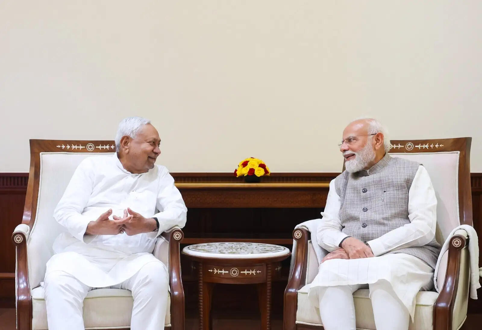 जदयू अध्यक्ष नीतीश कुमार ने प्रधानमंत्री मोदी से की मुलाकात