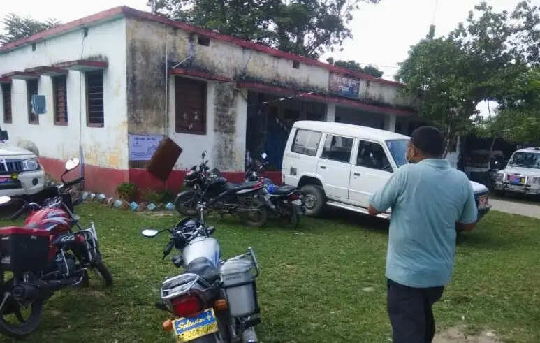 अज्ञात युवक का मिला शव, पुलिस मामले की जांच में जुटी