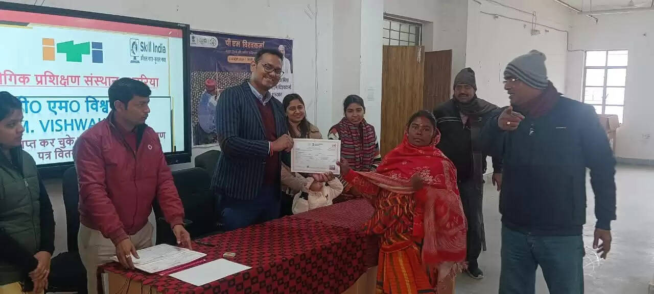 74 कामगारों को प्रशिक्षण उपरांत दिया गया प्रमाण पत्र
