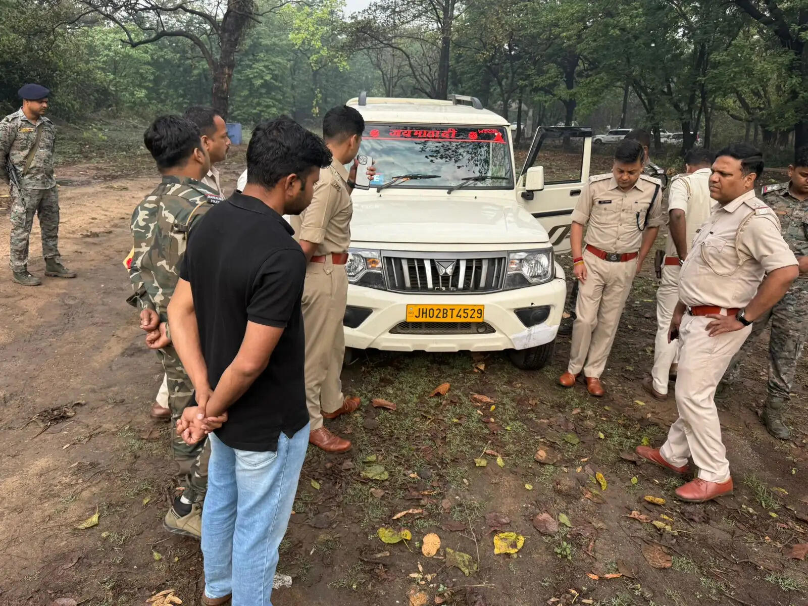 राहुल दुबे गैंग के गुर्गों के साथ पुलिस की हुई मुठभेड़, एक अपराधी घायल