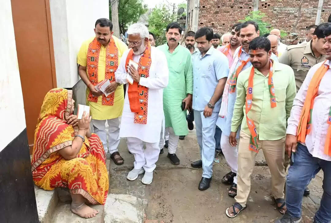 सपा बसपा ने सिर्फ अपने परिवार को किया मजबूत -स्वतंत्रदेव सिंह