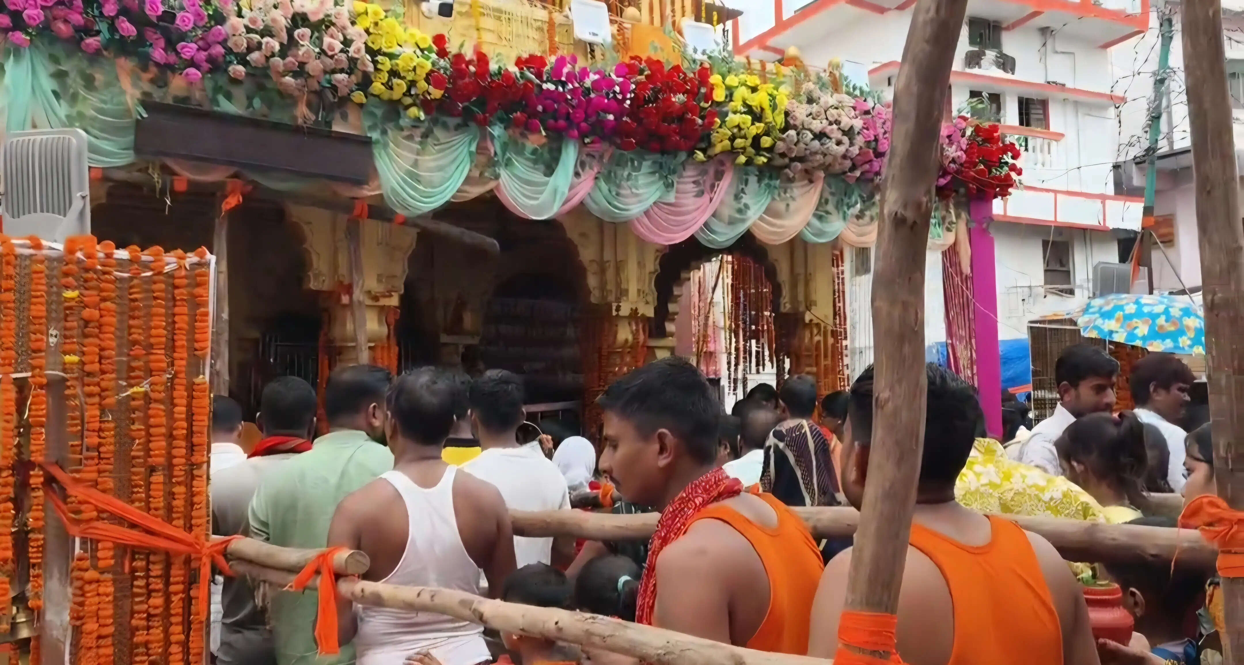 मंत्री मदन सहनी ने बाबा हरिहरनाथ मंदिर में की पूजा-अर्चना