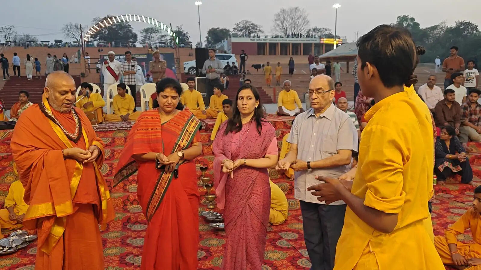 भारतीय संस्कृति में आध्यात्मिक चेतना का सशक्त प्रतीक है संगम गंगा आरती : सौम्या अग्रवाल
