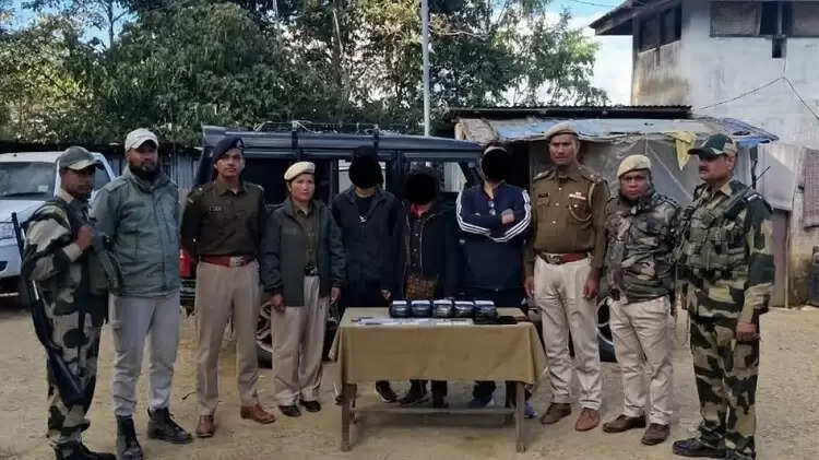 मणिपुर में एक करोड़ की याबा गोलियाें के साथ तीन तस्कर गिरफ्तार