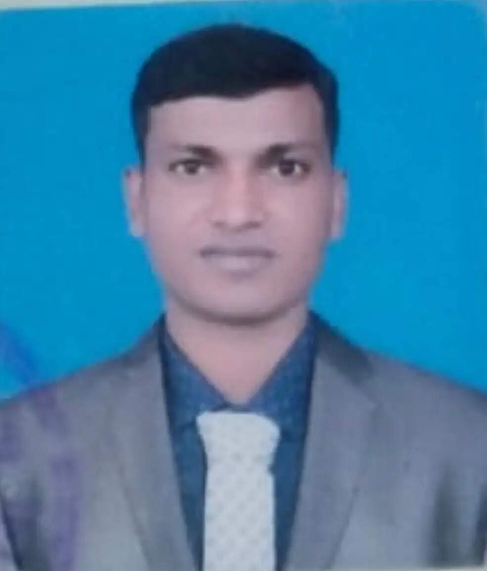 रांची नगर निगम के इनफोर्समेंट ऑफिसर रंजीत टोप्पो का निधन