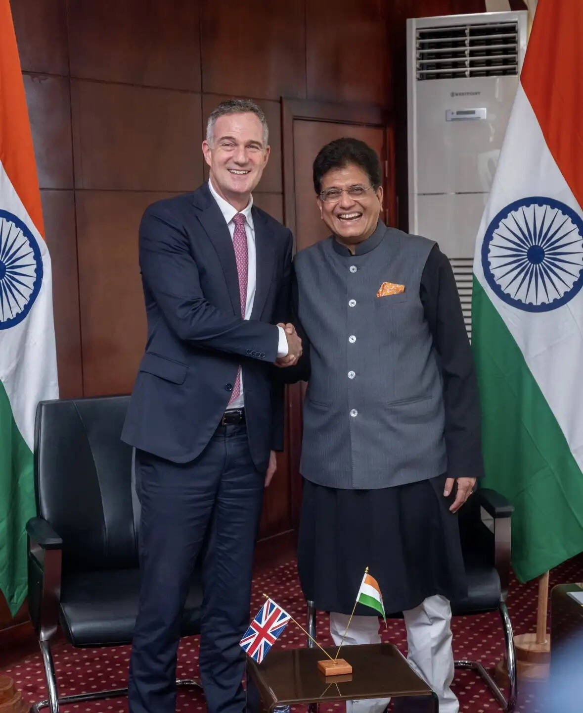 भारत-यूके व्यापार समझौते को लागू करने की दिशा में, तय समयसीमा पर अमल की तैयारी