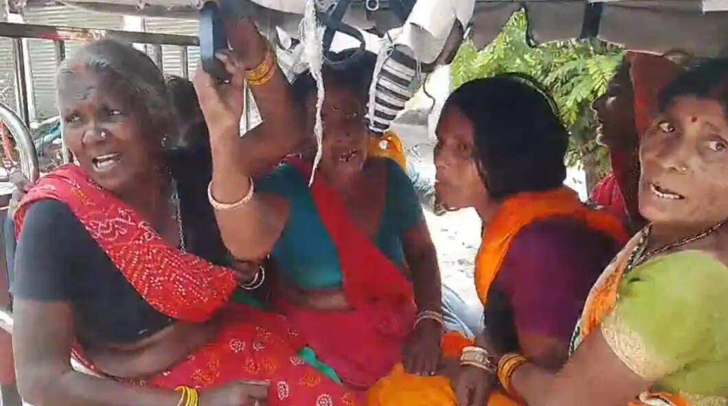 ट्रैक्टर- बाइक की टक्कर से युवक की मौत