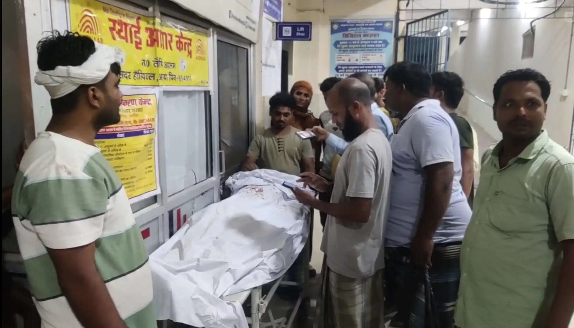 युवक की धारदार हथियार से निर्मम हत्या, आपसी रंजिश में हत्या का आरोप, पुलिस जांच में जुटी