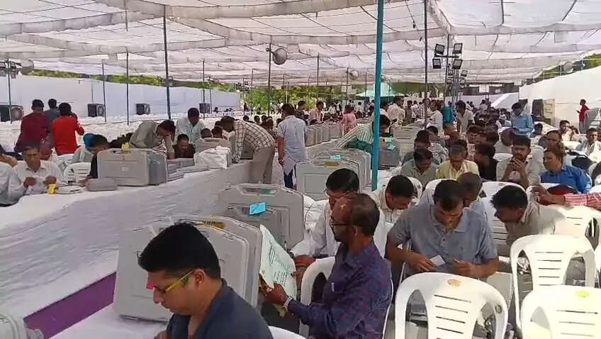 अलवर में 22 को जिला परिषद और 6 पंचायत समितियों के लिए होगा मतदान