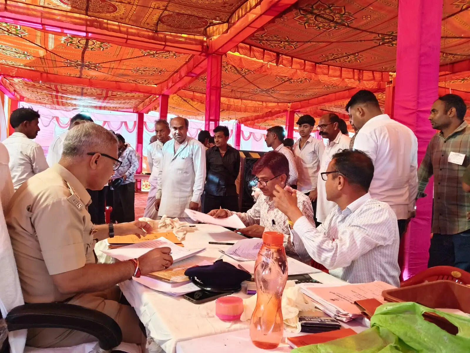 सिंगोली चारभुजा में अफीम खरीद शुरू, पहले दिन 192 किसानों से उपज खरीदी