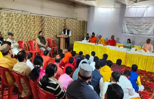 षोडश संस्कारों के प्रशिक्षण से समाज में सांस्कृतिक चेतना को मिलेगा बल