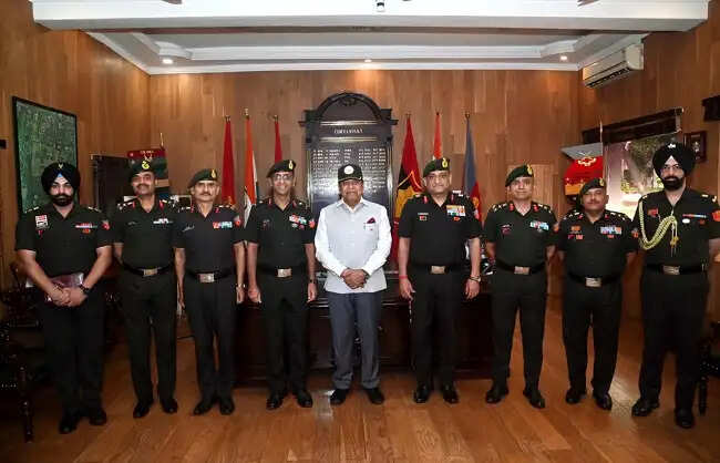 बिहार के राज्यपाल ने किया गयाजी ओटीए का दौरा, कैडेट्स को सैन्य नेतृत्व पर दिया प्रेरक व्याख्यान