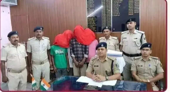 बाइक चोर गिरोह के चार सदस्य तीन चोरी की बाइक के साथ गिरफ्तार