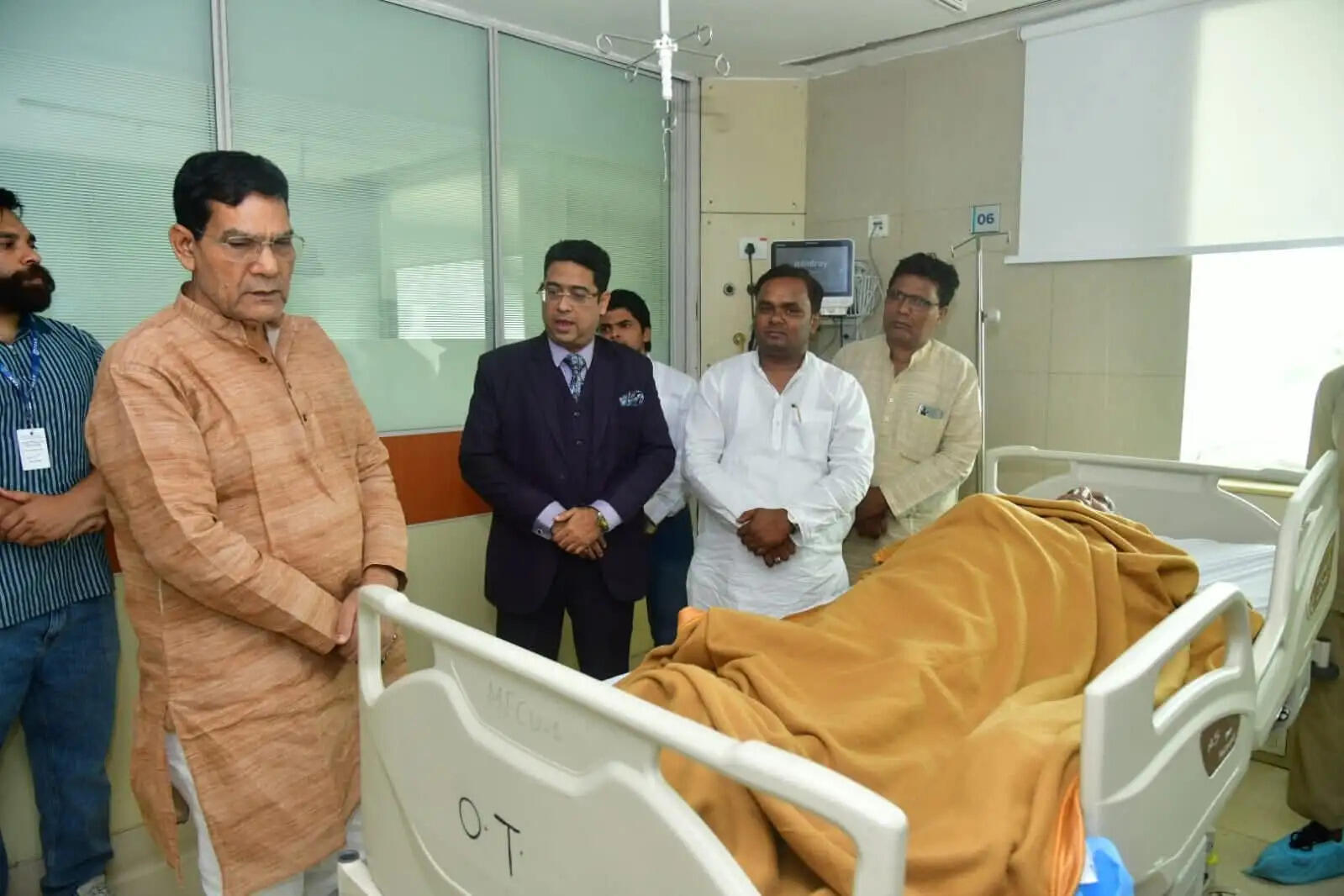 भाजपा के पूर्व सांसद हरिनारायण राजभर का लखनऊ के मैक्स हास्पिटल में निधन