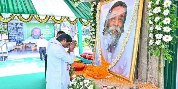 दिशोम गुरु के सपनों का झारखंड बनाना हम सभी की जिम्मेदारी : हेमन्त सोरेन