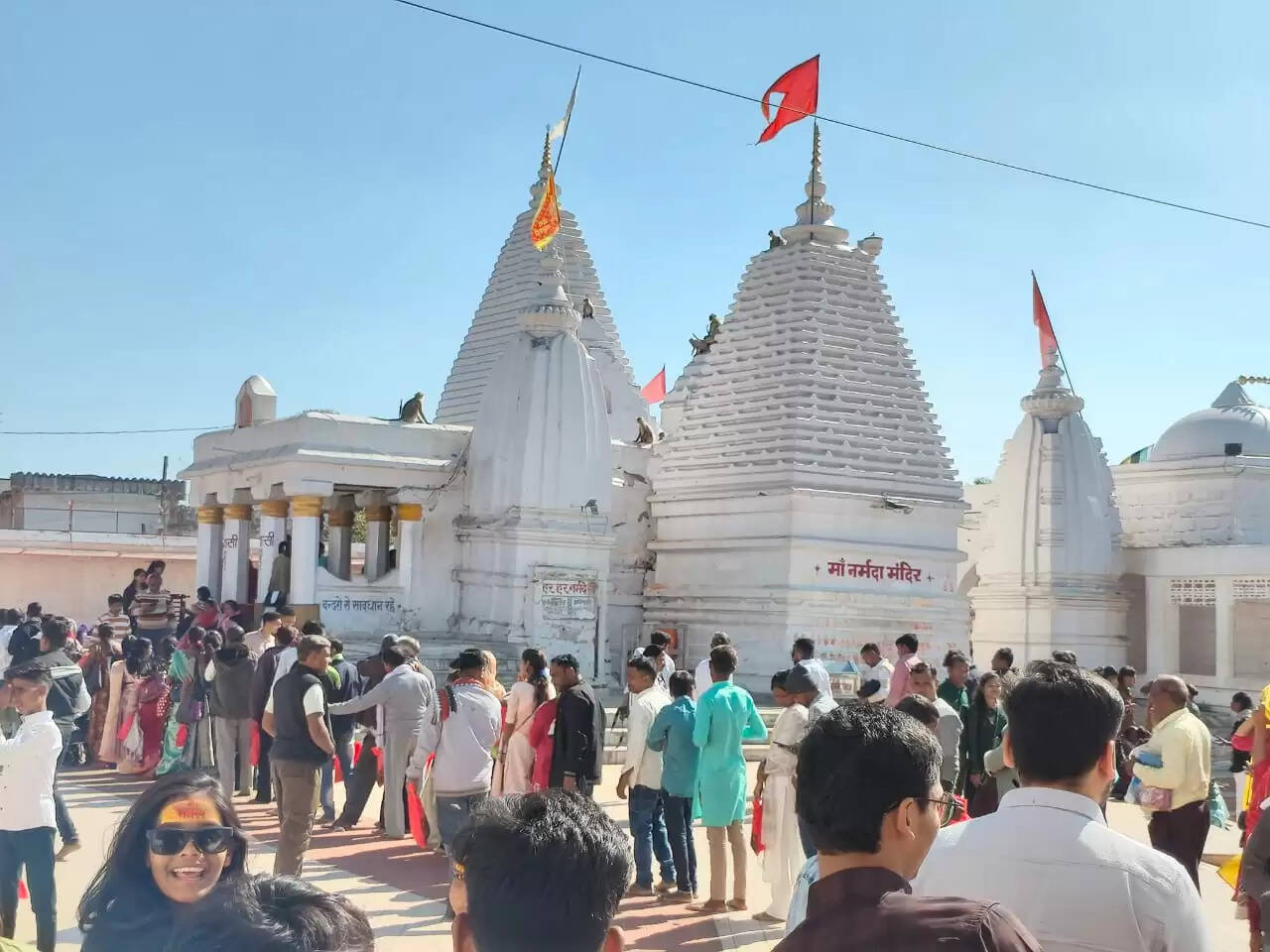 अनूपपुर: अमरकंटक में शीतकालीन अवकाश का असर, उमडी श्रद्धालुओं की भीड