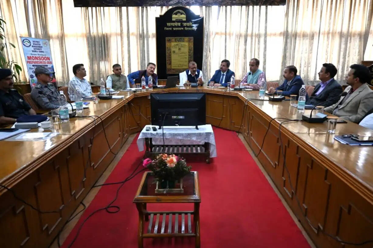 शिमला : मॉनसून सीजन में प्राकृतिक आपदाओं से 16 मौतें, हर पंचायत में तैयार होगी आपदा से लड़ने वाली टीम